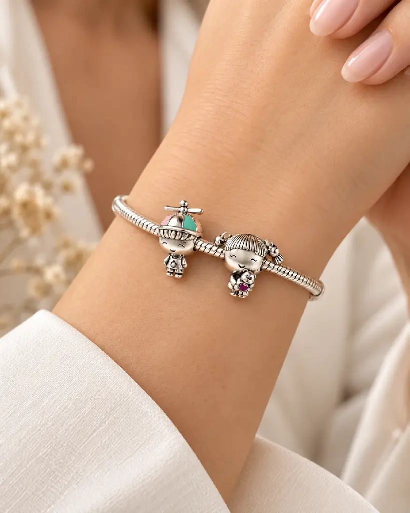 Charms Niños MAno