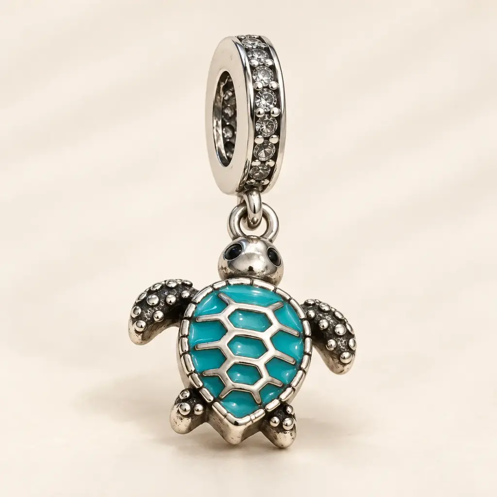Charm Tortuga